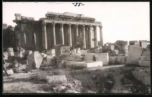 Fotografie unbekannter Fotograf, Ansicht Baalbek / Libanon, antike Tempel-Ruine