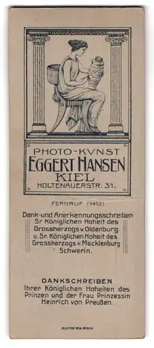 Fotografie Eggert Hansen, Kiel, Holtenauerstr. 31, Frau in Toga bemalt eine Amphore