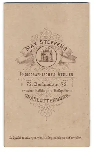 Fotografie Max Steffens, Berlin-Charlottenburg, Wappen von Charlottenburg und Anschrift des Ateliers