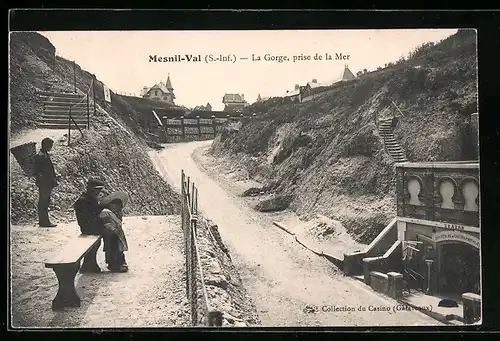 AK Mesnil-Val, La Gorge, prise de la Mer
