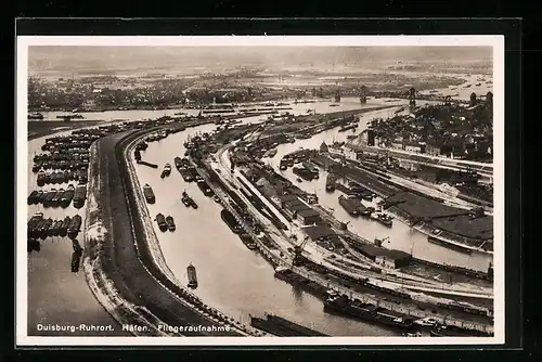 AK Duisburg-Ruhrort, Blick auf den Hafen aus der Vogelschau, Fliegeraufnahme