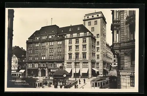 AK Pforzheim, Leopoldsplatz mit Strassenbahn