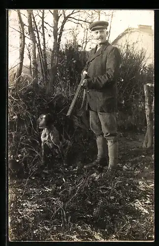 AK Jäger mit Gewehr und Jagdhund