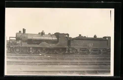 Foto-AK Lokomotive der englischen Eisenbahn No. 137