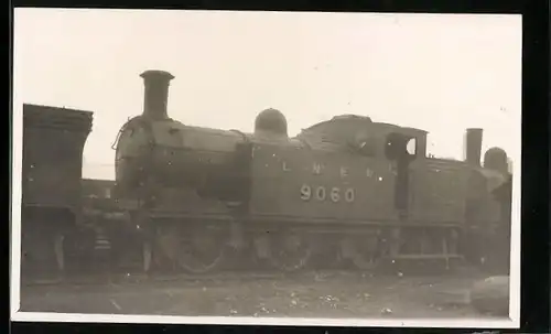 Foto-AK Englische Eisenbahn, Lokomotive der L. N. E. R. No. 9060