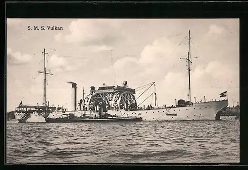 AK Kriegsschiff S.M.S. Vulkan im Hafen