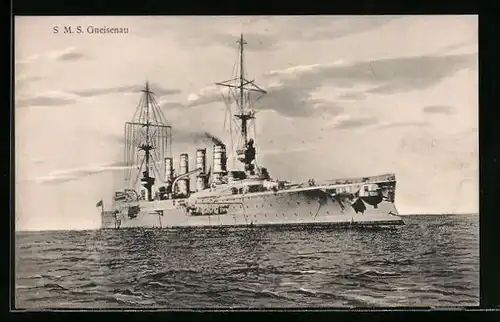 AK Kriegsschiff SMS Gneisenau des Ostasiengeschwaders