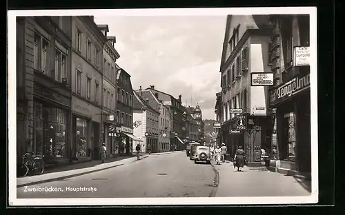 AK Zweibrücken, Hauptstrasse mit Cafe Fuchs und Geschäften