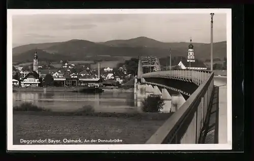 AK Deggendorf i. d. Bayer. ostmark, Stadtansicht von der Donaubrücke aus