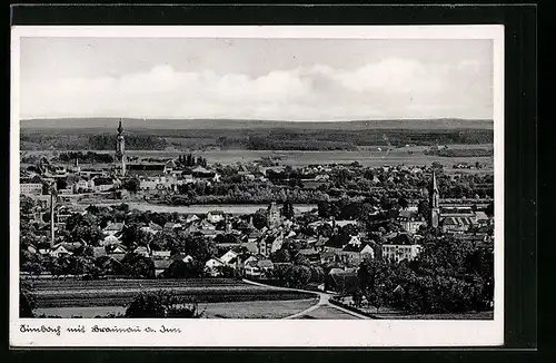 AK Simbach am Inn, Generalansicht mit Braunau im Hintergrund