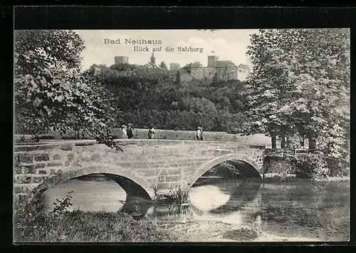 AK Bad Neuhaus, Blick von der Brücke auf die Salzburg