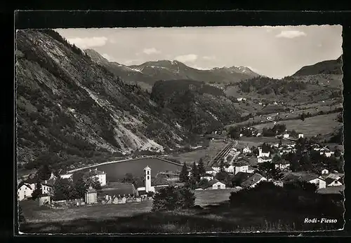 AK Rodi-Fiesso, Ortsansicht mit Bergen