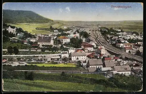 AK Treuchtlingen, Ortsansicht mit Eisenbahngleisen