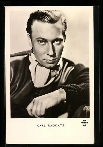 AK Schauspieler Carl Raddatz mit starrem Blick