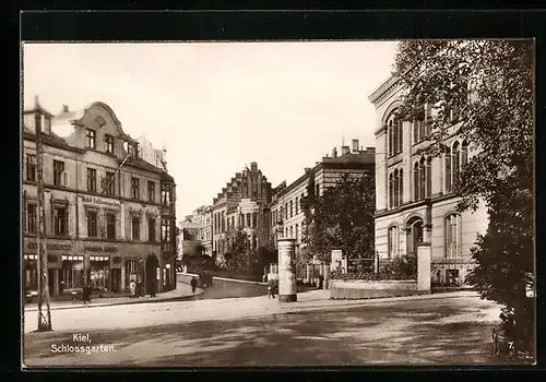 AK Kiel, Schlossgarten Strasse, Litfasssäule