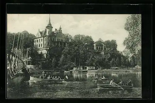 AK Grimma / Sa., Hotel Gattersborg am Moldenthal, Seepartie mit Ruderbooten