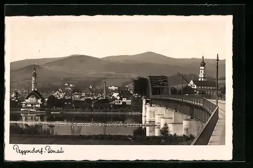 AK Deggendorf /Donau, Blick von der Brücke zum Ort