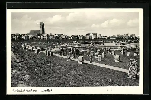 AK Cuxhaven / Nordseebad, Sportbad mit Ortsansicht