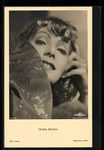 AK Schauspielerin Greta Garbo im Kostüm