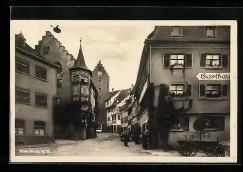 AK Meersburg a. B., Strassenpartie mit Gasthaus
