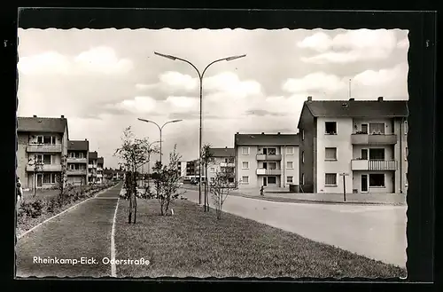 AK Rheinkamp-Eick, Oderstrasse mit Bäumen