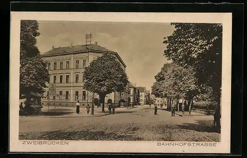 AK Zweibrücken, Bahnhofstrasse, Hotel Deutsches Haus