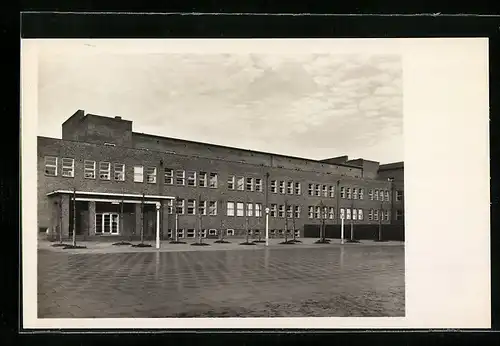 AK Hamburg-Wilhelmsburg, Blick zum Stresemann-Realgymnasium