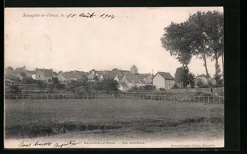 AK Neauphle-le-Chateau, Vue generale