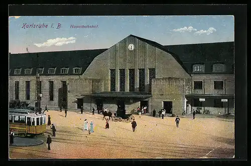 AK Karlsruhe, Hauptbahnhof, Strassenbahn auf dem Vorplatz