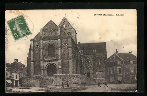 AK Javron, L`Eglise