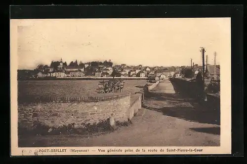 AK Port-Brillet, Vue générale prise de la route de Saint-Pierre-la-Cour