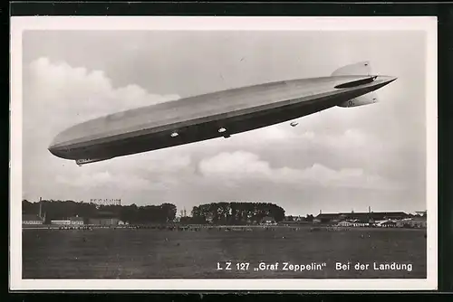 AK Luftschiff LZ 127 Graf Zeppelin während der Landung