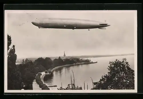 AK Friedrichshafen a. B., Luftschiff Graf Zeppelin