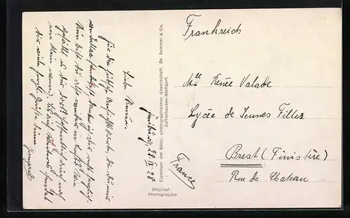 AK Friedrichshafen, Luftschiff LZ 127 Graf Zeppelin über der Luftschiffhalle