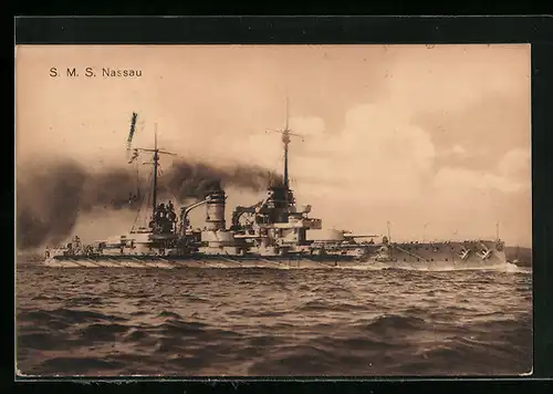 AK Kriegsschiff SMS Nassau in Fahrt