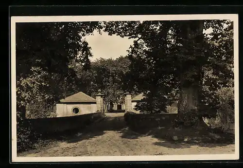 AK Karlsruhe, Bauernführerschule Schloss Scheibenhardt, Die südl. Einfahrt