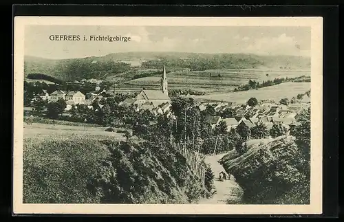 AK Gefrees i. Fichtelgebirge, Ortsansicht aus der Vogelperspektive