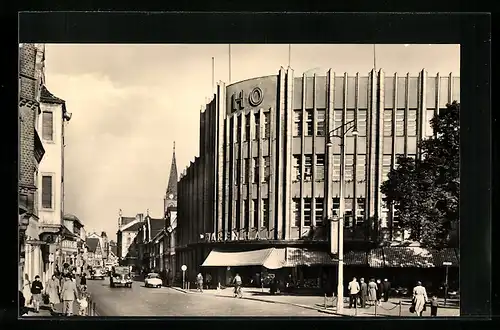 AK Stendal, Breite Strasse mit HO-Warenhaus