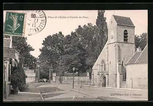 AK Villennes, Place de l`Église et Entrée du Parc