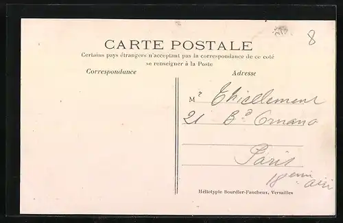 AK Villennes, Place de l`Église et Entrée du Parc