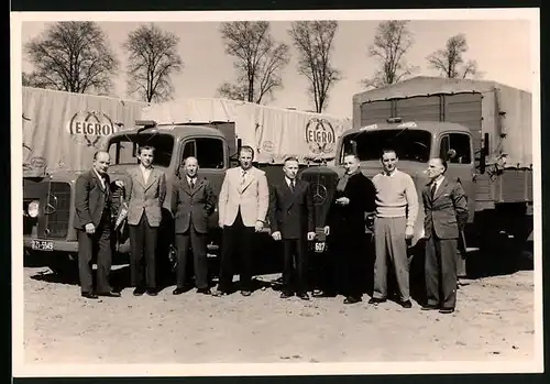 Fotografie Lastwagen Mercedes Benz, LKW's vom Lebensmittel-Grosshändler ELGRO