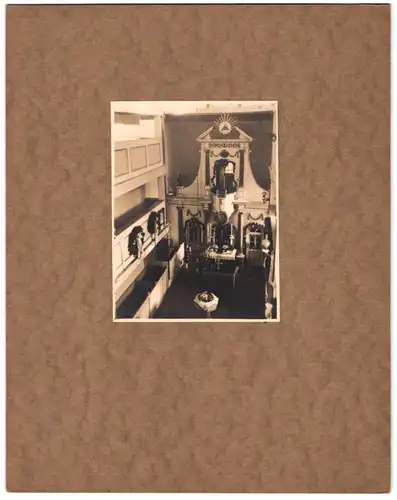 Fotoalbum mit 40 Fotografien eines Amateur Fotografen, Hildburghausen 1934, sachliche Fotografie, Interieur, Kirche