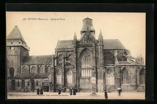 AK Evron, Eglise et Place