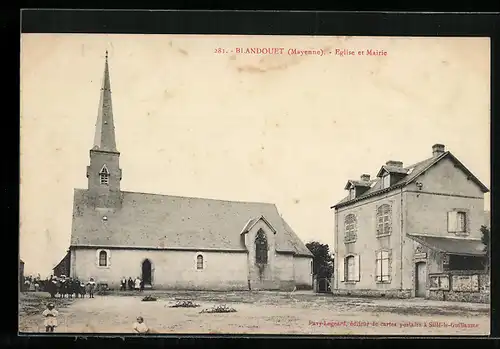 AK Blandouet, Eglise et Mairie