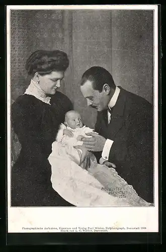 AK Das Grossherzogspaar von Hessen mit Ihrem neugeborenen Kind