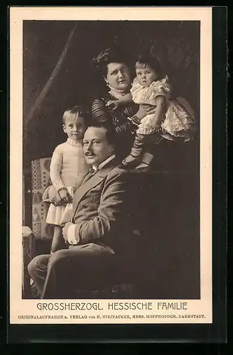 AK Grossherzogl. Hessische Familie