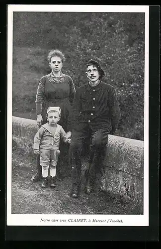 AK Notre cher trio Clairet, La Famille du Rameau d`Olivier, Carte No. 77