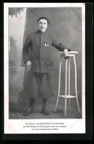 AK Le Zouave Alexandre Cancade, La Famille du Rameau d`Olivier, Carte No. 26