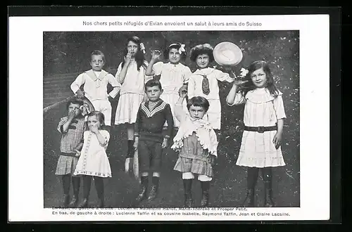 AK Nos chers petits refuges d`Evian, La Famille du Rameau d`Olivier, Carte No. 17