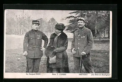 AK Le Sergent Riou, Mme T. Combe, Prevost, La Famille du Rameau d`Olivier, Carte No. 35